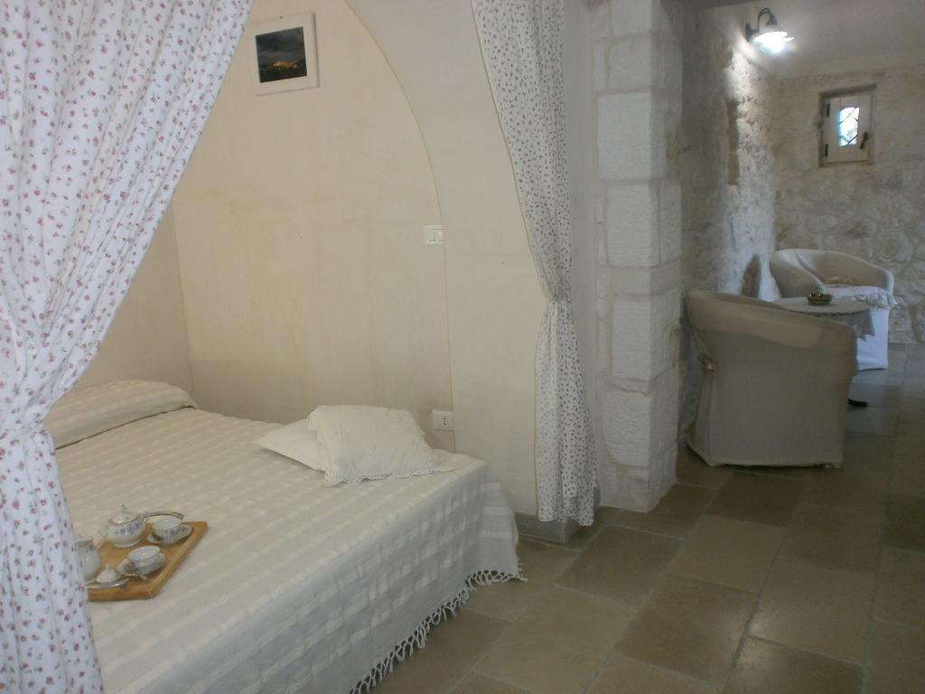 Trullo Villa Giuliana Con Giardino Posizione Panoramica Free Wifi Ostuni Exterior photo